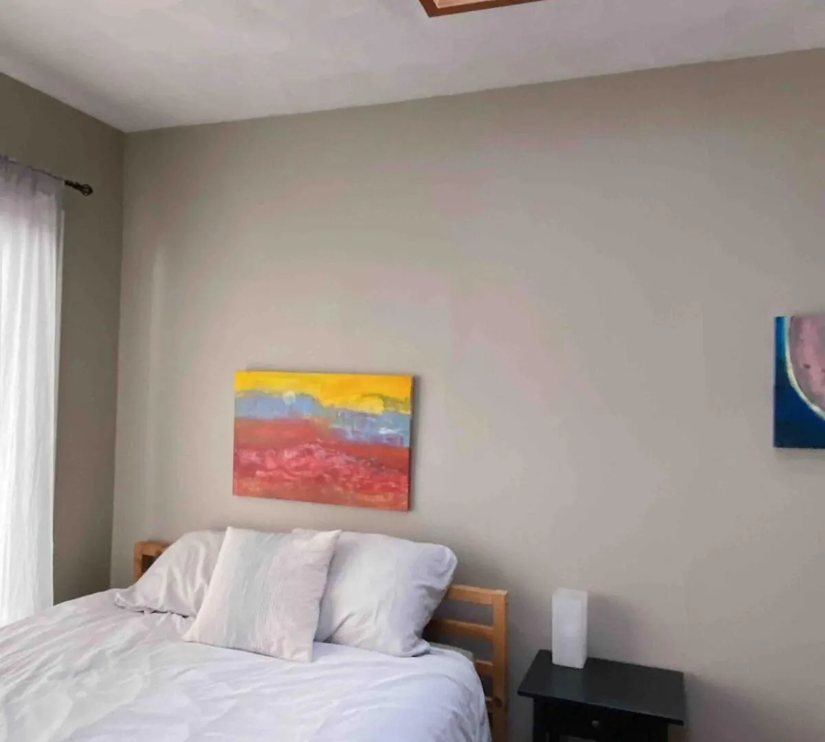 Craftsman Home In Popular East Village Vancouver Holiday home