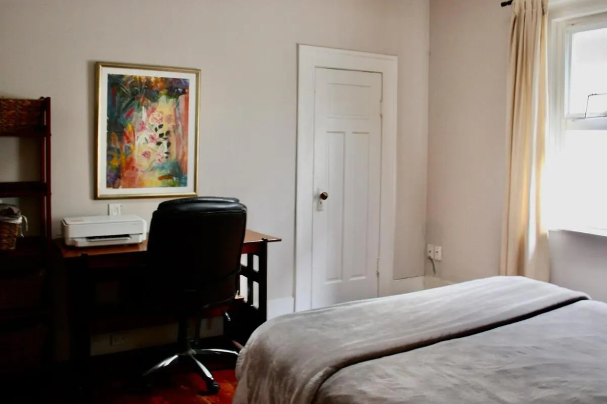 Holiday home Craftsman Home In Popular East Village Vancouver Canada