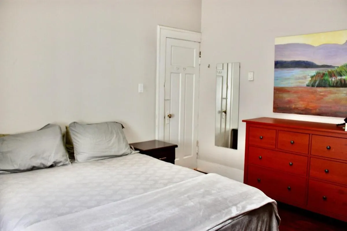 Craftsman Home In Popular East Village Vancouver Kanada